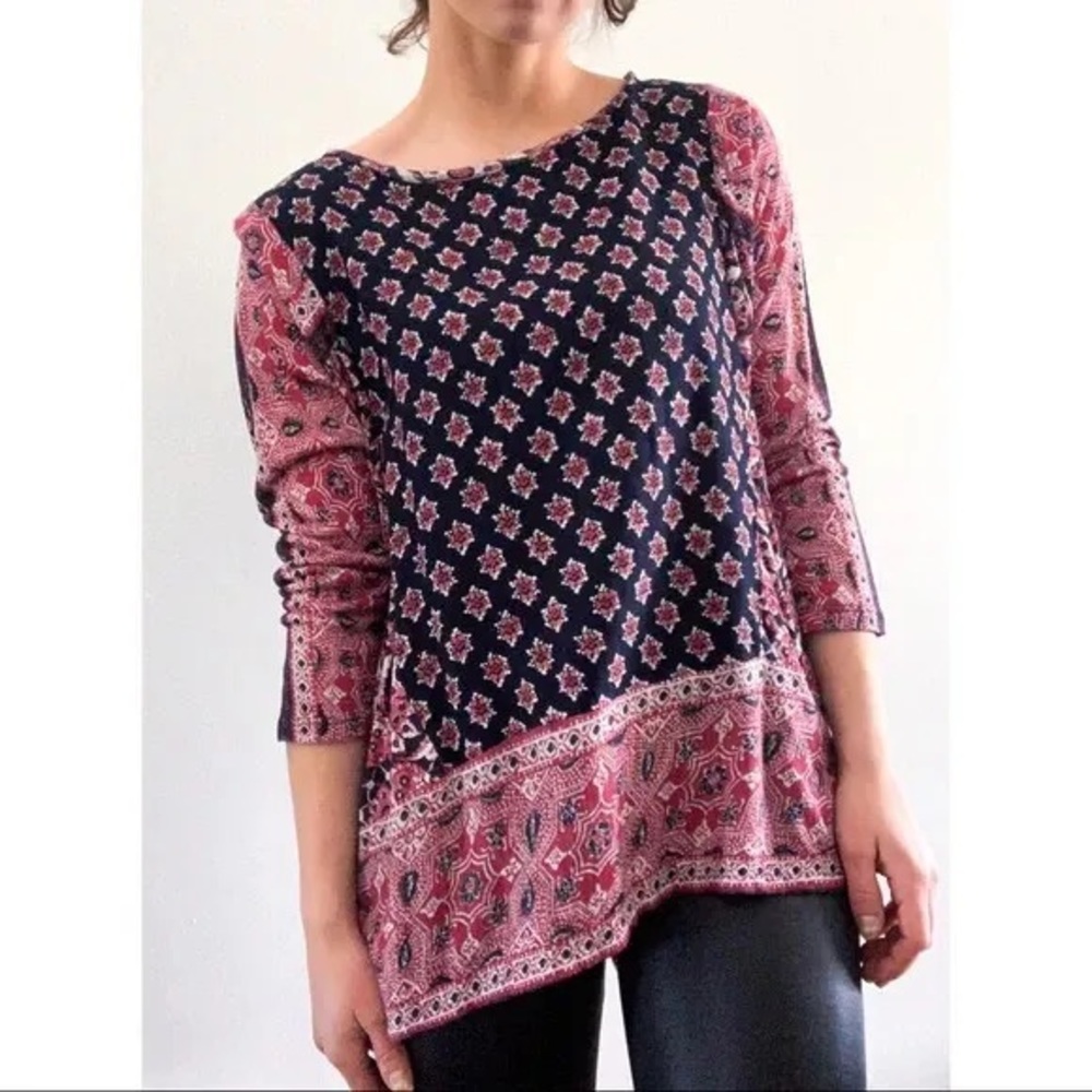 Lucky Brand Red and Navy Border Floral Bandana Print High Low Back Slit Tunic